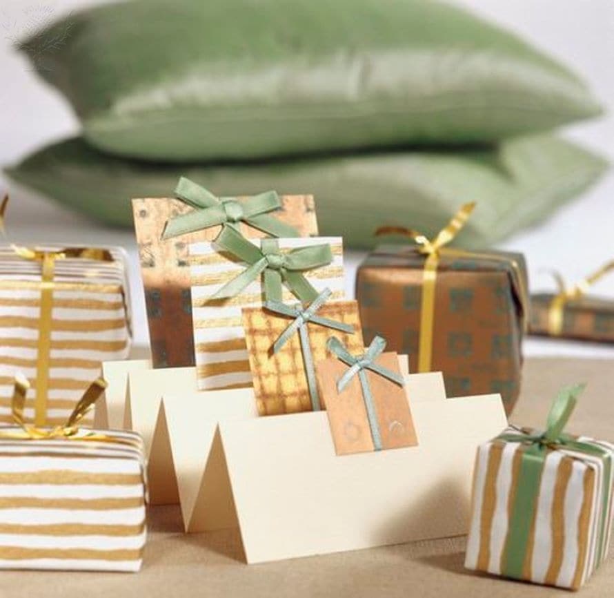 22 Homemade Teacher Gifts to Sew for Teacher Appreciation |  AllFreeSewing.com